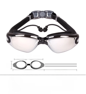 Detailed size chart of anti-fog swim goggles featuring dimensions and integrated earplugs