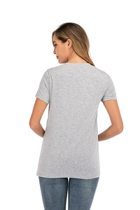 Rückansicht des grauen Still-T-Shirts mit kurzen Ärmeln und weicher Baumwollstruktur