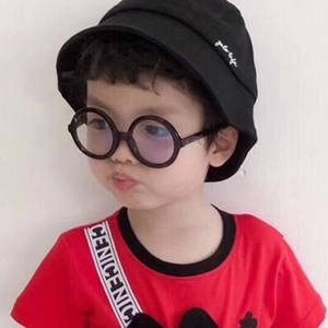 Classic round black glasses and embroidered bucket hat set for stylish children