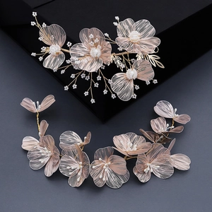 Serre-tête élégant fleurs en fil d'or et perles fait main pour coiffures de mariée