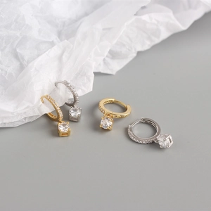 Detailed view of S925 sterling silver hoop earrings with zircon in gold and silver finish