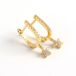 Elegant gold-plated S925 sterling silver U-shaped huggie earrings with sparkling star charms