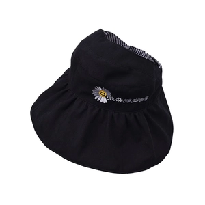 Black kids empty top sun visor hat with daisy embroidery and checkered lining design