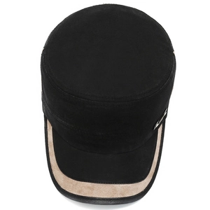 Klassische schwarze Militärmütze mit beigem Kontrastrand für Freizeit und Outdoor-Aktivitäten