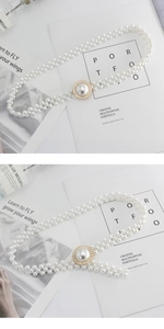 Détail de la ceinture de perles multicouches avec boucle dorée en strass et fleur