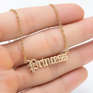 Princess Buchstaben Anhänger Halskette Edelstahl 18K Vergoldet Gothic Old English Schrift Mode Schmuck Für Damen Mädchen