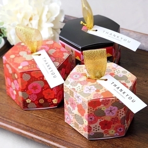 Hexagonal Paper Candy Gift Boxes With Ribbon Handle Floral Pattern Oriental Style For Wedding Party Packaging Elegant