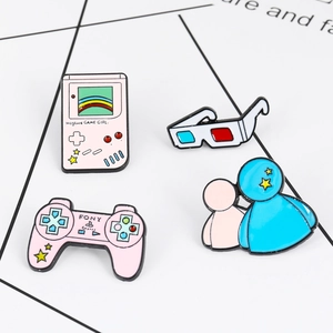Retro Game Controller Handheld Console 3D Glasses Alloy Enamel Pin Cartoon Badge Brooch Backpack Clothing Accessories