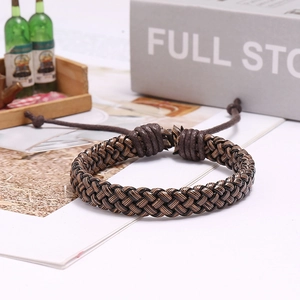 Retro punk hand-woven PU leather bracelet with adjustable cord and dual-tone brown texture