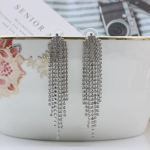 Sparkling S925 silver long tassel earrings with rhinestones for elegant wedding look