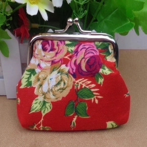 Floral canvas kiss-lock coin purse with vintage red rose pattern and silver metal clasp