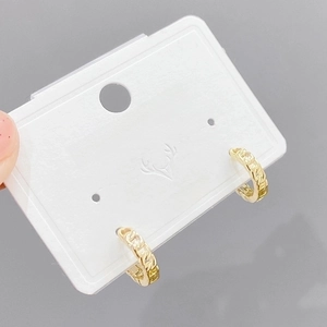 Pendientes de aro de cadena dorada con poste de plata S925 en tarjeta para mujer