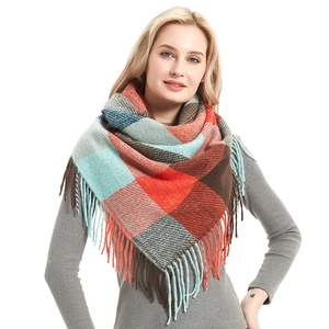 Écharpe à carreaux classique avec de longues franges orange et marron pour l'hiver