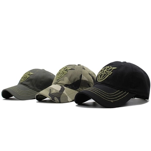 Outdoor tactical baseball caps with military embroidery in camouflage and solid colors