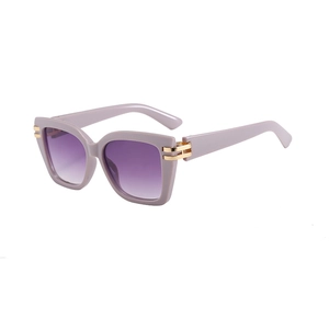 Chic square light purple sunglasses with gradient violet lenses and gold hinge details