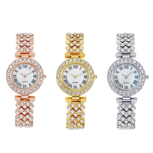 Detailed comparison of luxury women quartz watches in rose gold, gold and silver colors