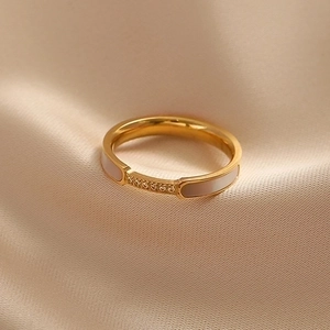 Japanese Style Luxury Titanium Steel Shell Ring For Women Rose Gold Geometric Rhinestone Inlaid Band Ring Fashion Jewelry Gift