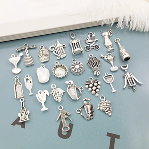 Antiksilberne Legierungsanhänger Set mit Weinflaschen und Gläsern für DIY-Schmuck