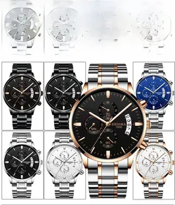Gros plan de chronographes multifonctions pour hommes avec bracelets en acier de couleurs