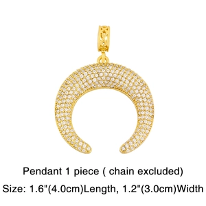 Vue détaillée du pendentif croissant doré serti de zircons blancs, taille 4,0 x 3,0 cm