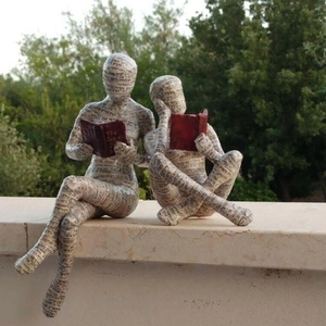 Resin Reading Woman Statue Pulp Style Abstract Figurine For Bookshelf Decor Modern Home Office Ornament