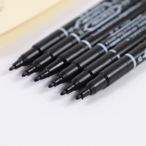 Set of 7 dual-tip black permanent markers for office and art smooth writing pens