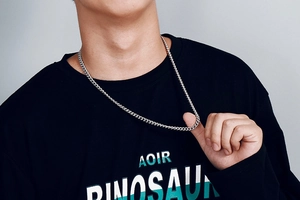 Classic silver stainless steel chain necklace for men shown on a male model