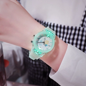 Montre LED lumineuse vert menthe semi-transparente pour enfants avec bracelet en silicone doux