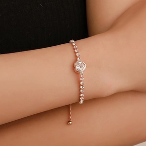 Elegant Heart Round Zircon Bracelet Copper Adjustable Slider Clasp Fashion Jewelry For Women Simple Commuter Style