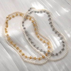 Collier Double Rang Avec Chaîne Nouée En Acier Inoxydable Et Künstliche Perles D'imitation Blanches Pour Femmes Style Hip Hop Ins