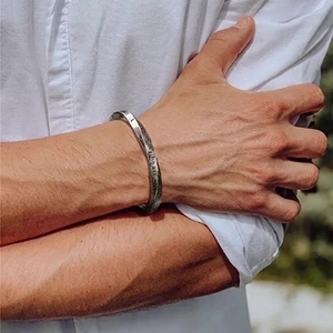 Vintage silver Mobius twist cuff bracelet with engraved inspirational text for men