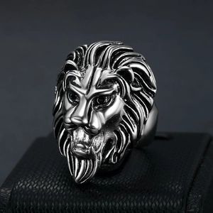 Hip hop lion head ring for men in vintage steel with detailed 3D relief carving