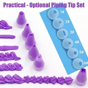Dettaglio di 6 beccucci in plastica viola con varie forme di punte e motivi