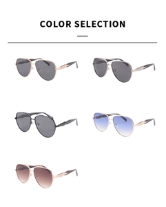 Sélection de coloris de lunettes aviateur en métal avec montures dorées et noires