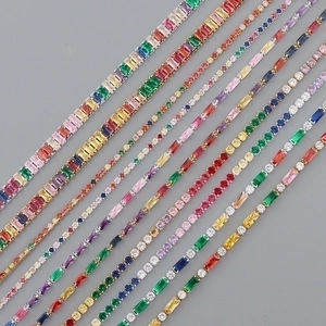 Collection de colliers tennis arc-en-ciel en zircone cubique aux pierres multicolores