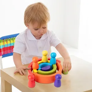 Regenbogen Stapelsteine Holzspielzeug Set mit bunten Holzfiguren für Kinder