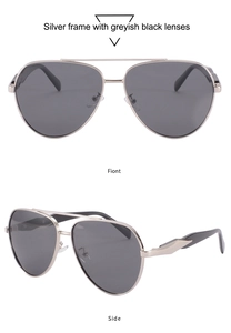 Vues de face et de profil de lunettes aviateur classiques en métal argenté et verres gris