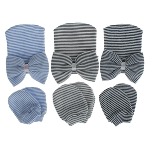 Set de tres gorros de rayas para bebé con lazos grandes y mitones a juego