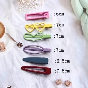 Matte geometric hair clips set in various shapes and sizes from 6cm to 7.5cm