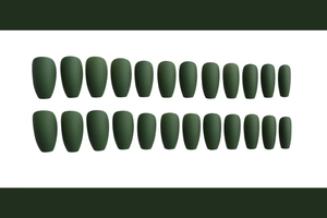Vista detallada del juego de 24 uñas postizas bailarina cortas verde mate