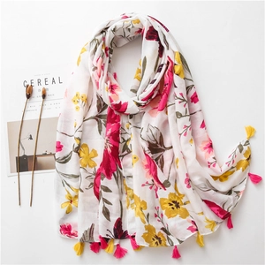 Women Floral Print Scarf Shawl Polyester Lightweight Sun Protection Tassel Fringe Vintage Bohemian Ethnic Accessory
