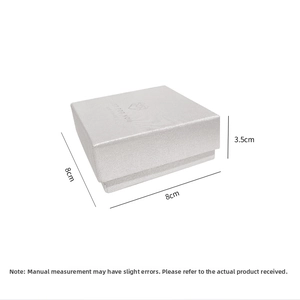 Silver jewelry gift box with diamond logo and dimensions of 8x8x3.5cm for necklaces