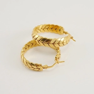 18K gold plated stainless steel hoop earrings featuring vintage textured wheat pattern