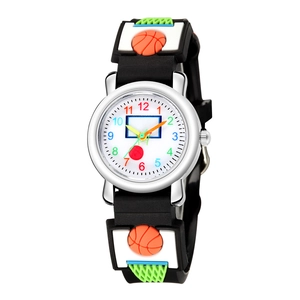 Detail der Kinderuhr mit schwarzem Silikonarmband, 3D-Basketball und grünem Netz-Design