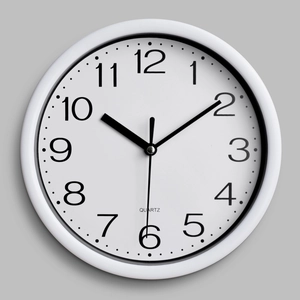 Modern Minimalist Round Wall Clock Silent Quartz Movement Battery Operated Plastic Frame Glass For Home Office Living Room