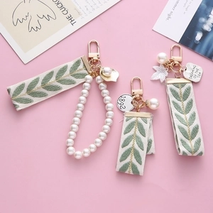 Fresh Leaf Embroidery Webbing Keychain Alloy Faux Artificial Pearl Bag Pendant Bohemian Style Floral Fabric Key Ring