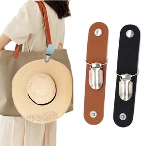 Hutclip Für Reisen PU Leder Mehrzweck Rucksack Gepäck Mützenclip Outdoor Mode Accessoire Litschi Muster