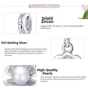 Détail macro du pendentif coquillage en argent 925 avec zircon AAA et perle blanche