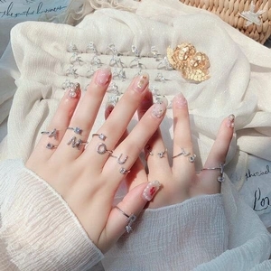 S925 Sterling Silber offener Ring mit Zirkonia-Buchstaben A M O U L für Damen