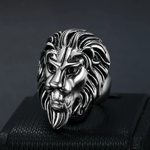 Hip hop lion head ring for men in vintage steel with detailed 3D relief carving